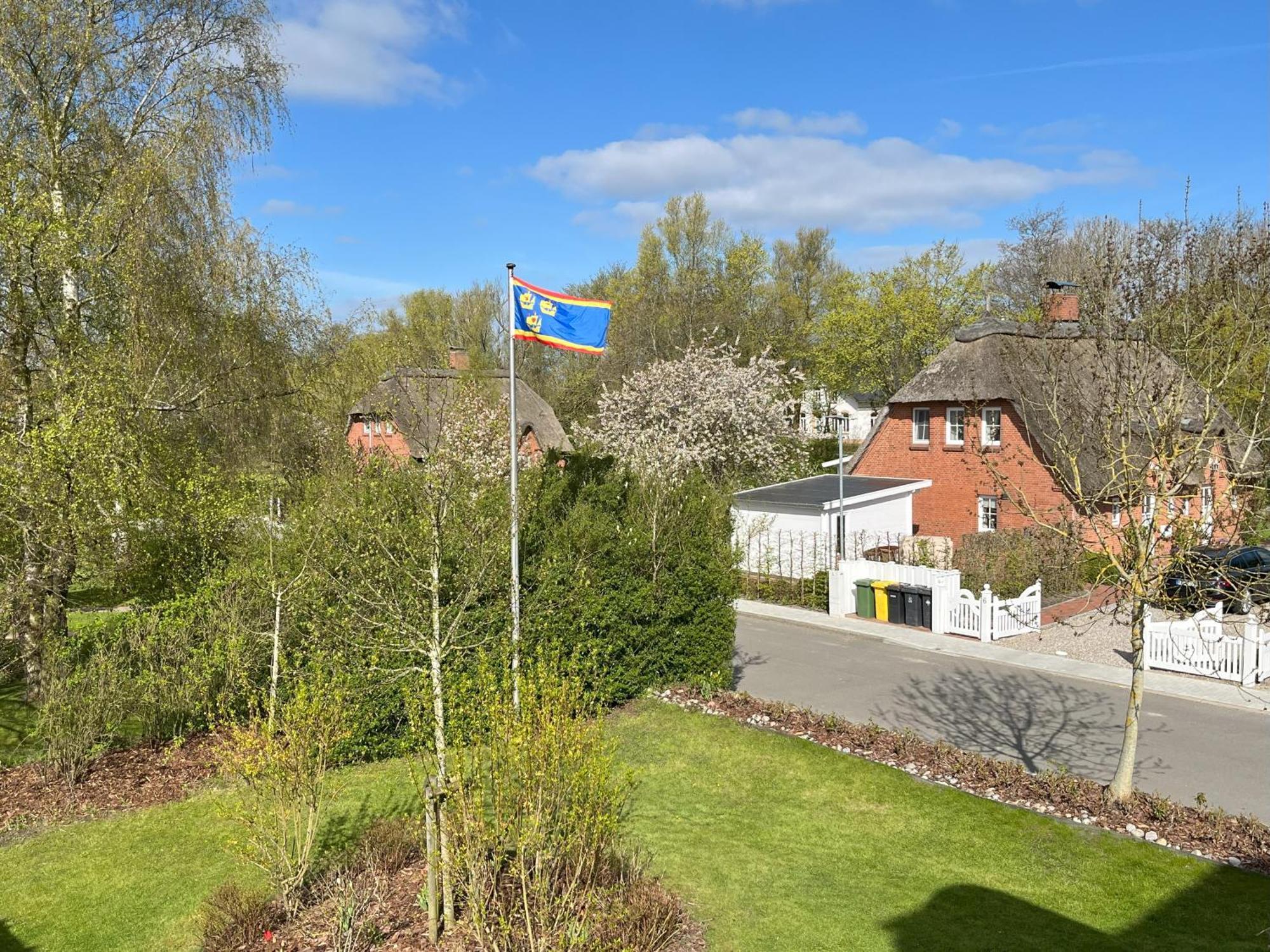 Reetdach-Landhaus Mini Haubarg Tating Exterior photo